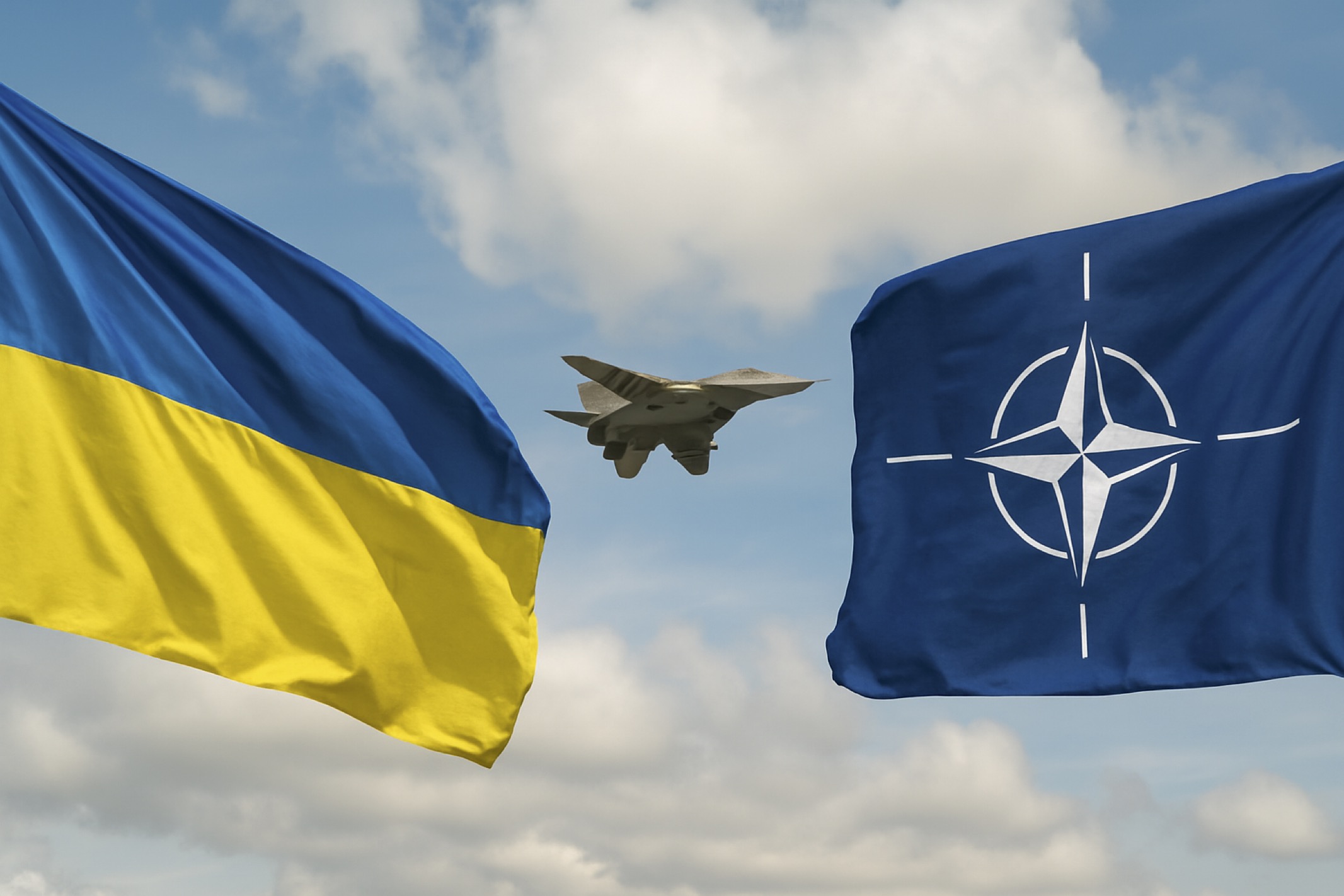 Trump Urges NATO to Down Russian Jets